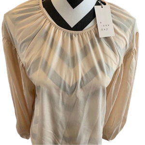 A new day  NWT a new day cream blouse .. small